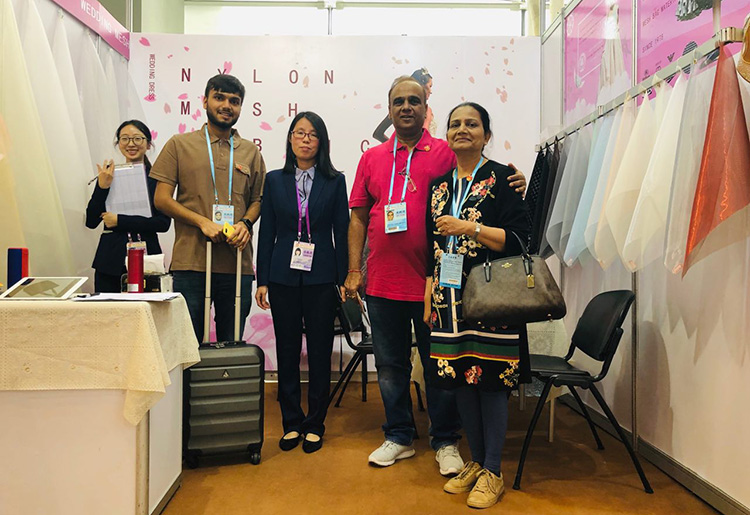 金玨婚紗絲網(wǎng)牽手海外客戶 品質可靠受青睞